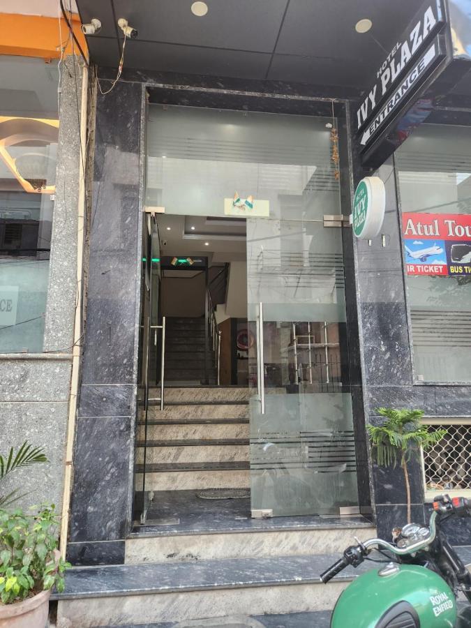 Hotel Ivy Plaza Luxury New Delhi Exterior photo